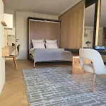 דירה Luxueux Avec Balcon, Champs Elysees פריז