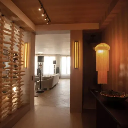 Luxueux Avec Balcon, Champs Elysees Apartment *
