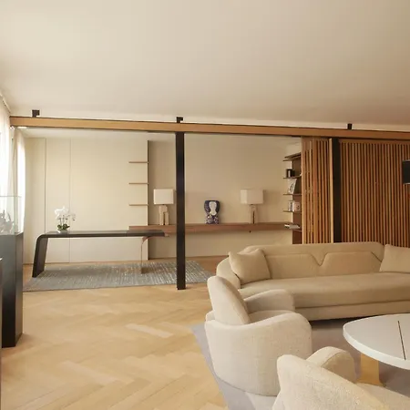 דירה Luxueux Avec Balcon, Champs Elysees *