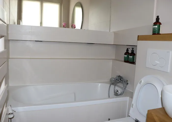 Luxueux Avec Balcon, Champs élysées * Paris